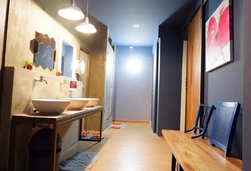 هاستل Sleep Cafe @ Hidee