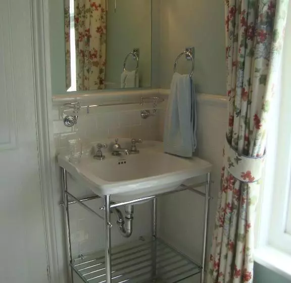 Stoneborough House B&b