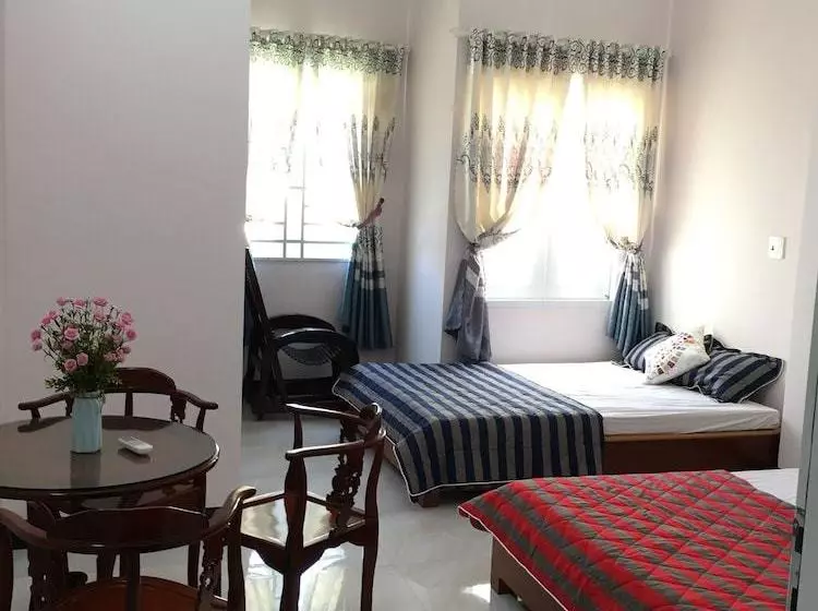 Venus Homestay Phu Yen  Hostel
