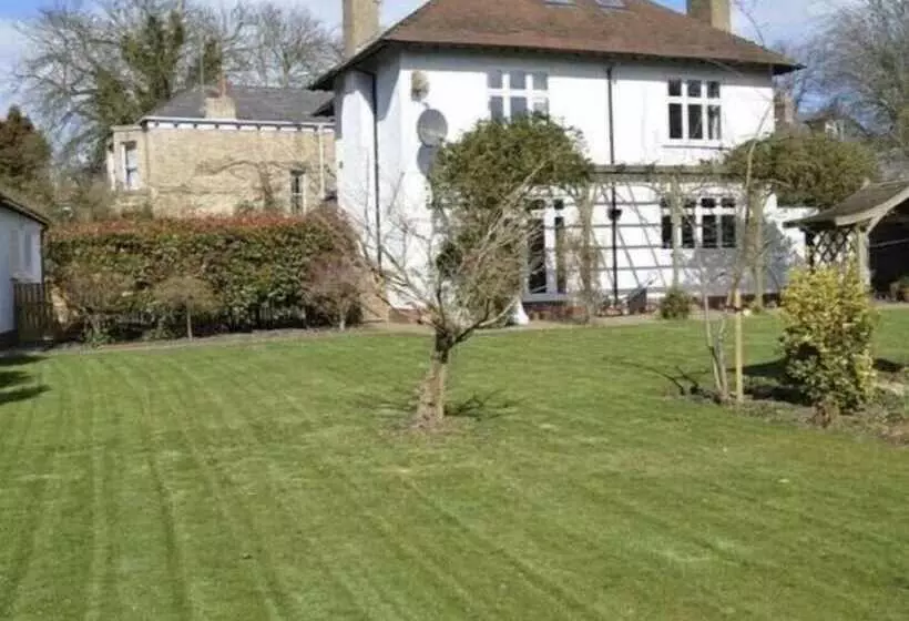 تختخواب و صبحانه Ellesmere