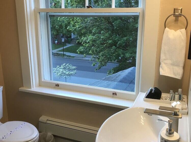 مبيت وإفطار Mooreland Garden Inn