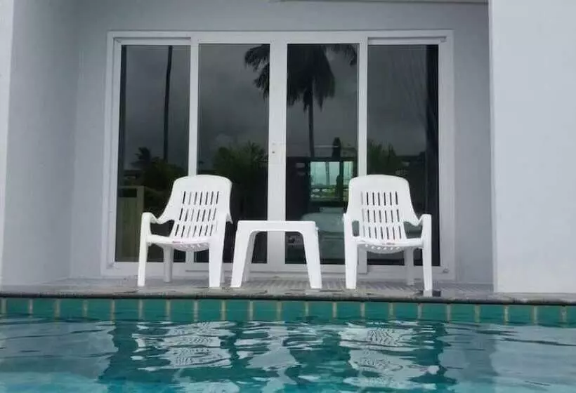 هتل Big Buddha Hillside