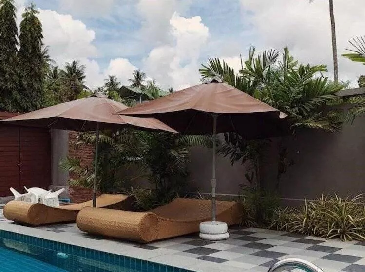 هتل Big Buddha Hillside