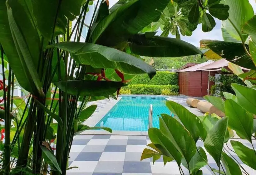 هتل Big Buddha Hillside