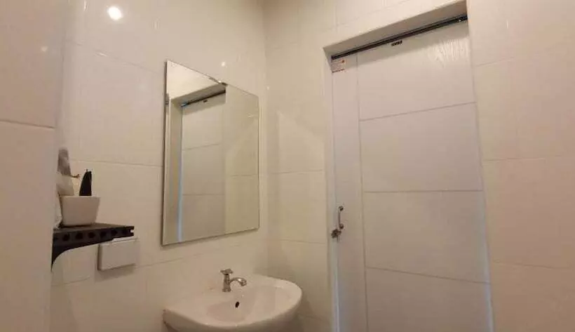 هتل Big Buddha Hillside