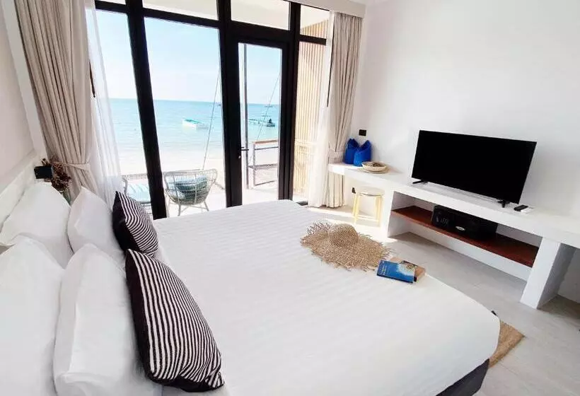 Blue Tao Beach Hotel   Sha Plus
