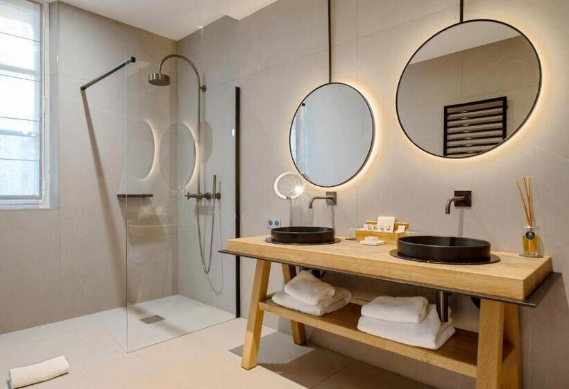 هتل Chateau De La Gaude