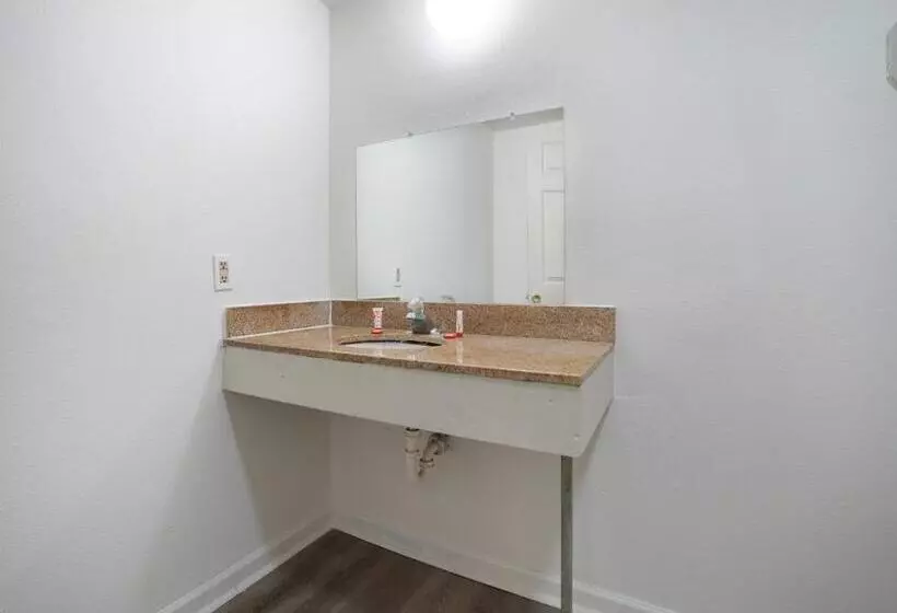 OYO Hotel Decatur I-285 The Perimeter