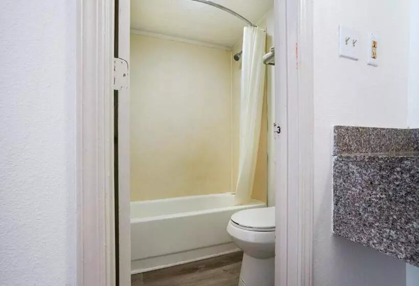 OYO Hotel Decatur I-285 The Perimeter