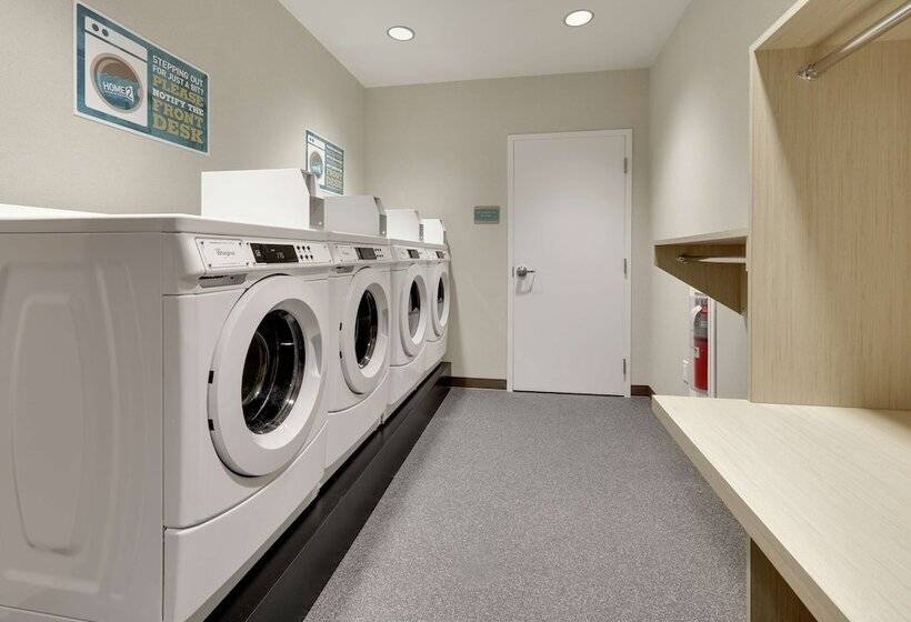 בית מלון כפרי Home2 Suites By Hilton Hagerstown