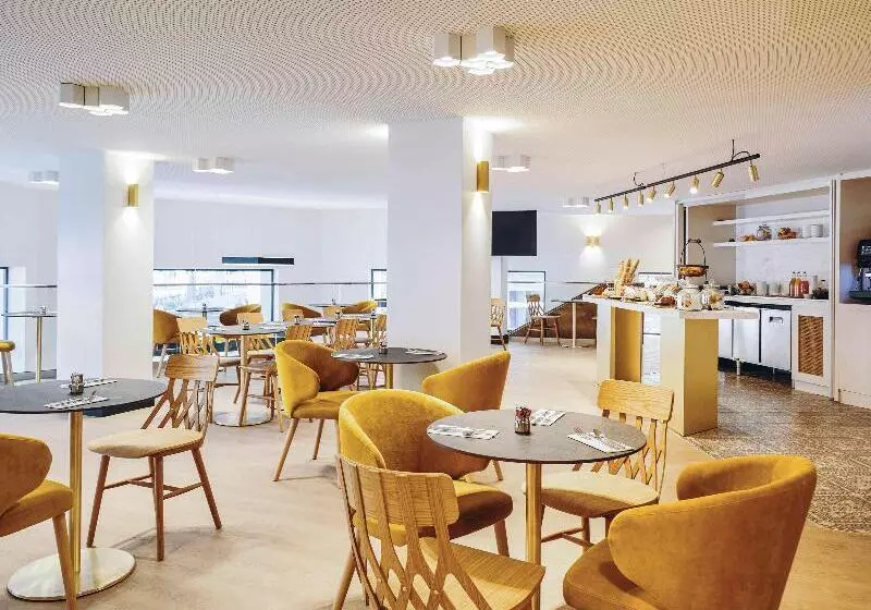 ホテル Mercure Marseille Canebiere Vieuxport