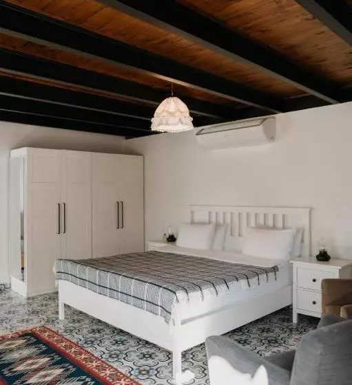 ホテル Od Urla Misafirhane