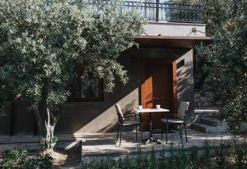 ホテル Od Urla Misafirhane