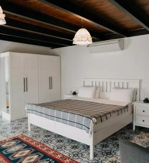 ホテル Od Urla Misafirhane