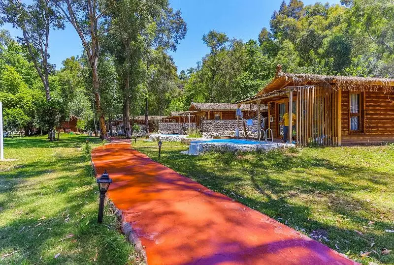 Hotelli Suna Villages