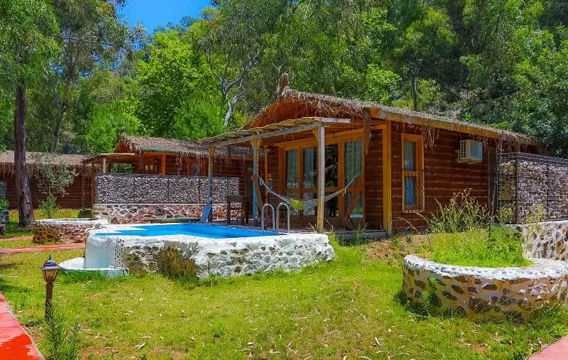 Hotelli Suna Villages