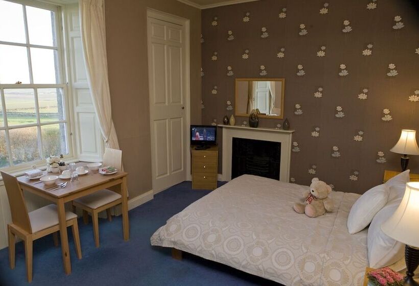 Balmashanner Bed And Breakfast