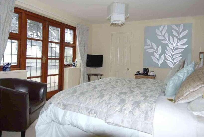 مبيت وإفطار Cleavers Lyng 16th Century Country House