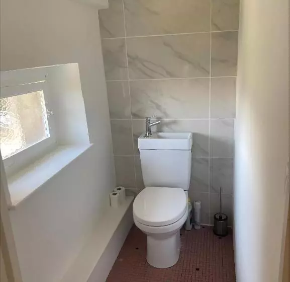 Aamiaismajoitus (B&B) Le Chevalier Noir