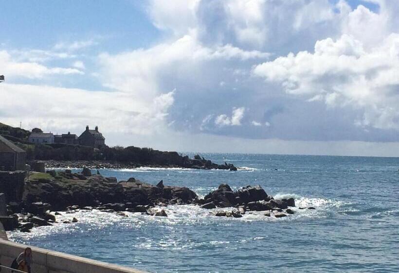 Bed and Breakfast Little Pengelly Farm