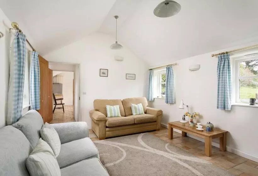 Aamiaismajoitus (B&B) Little Pengelly Farm