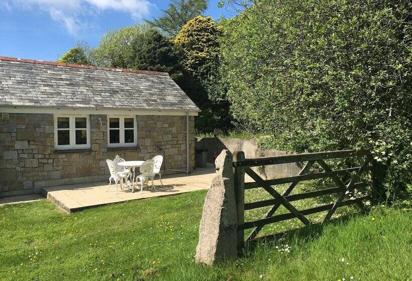 Bed and Breakfast Little Pengelly Farm