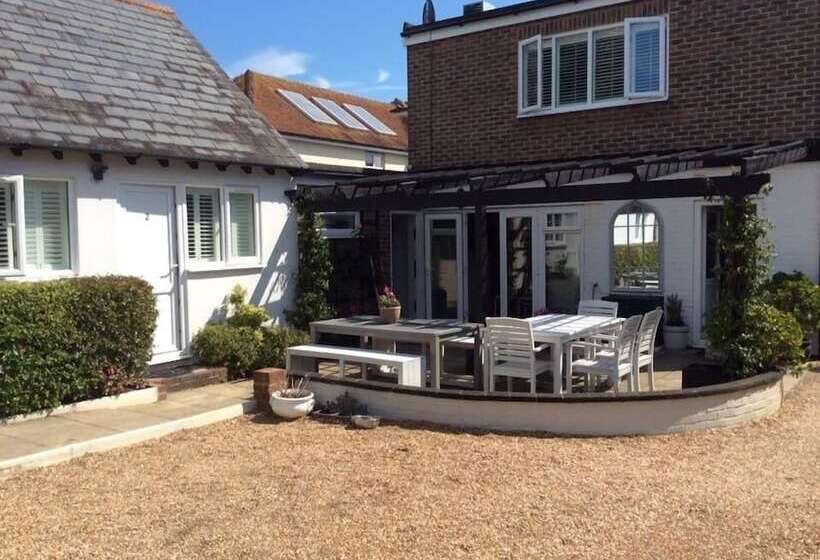 Bed and Breakfast The Beach House