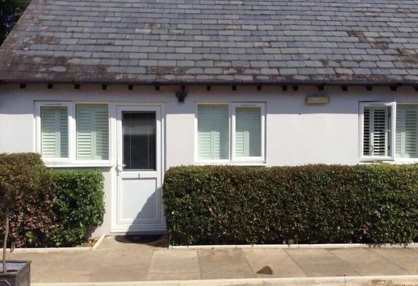 Bed and Breakfast The Beach House