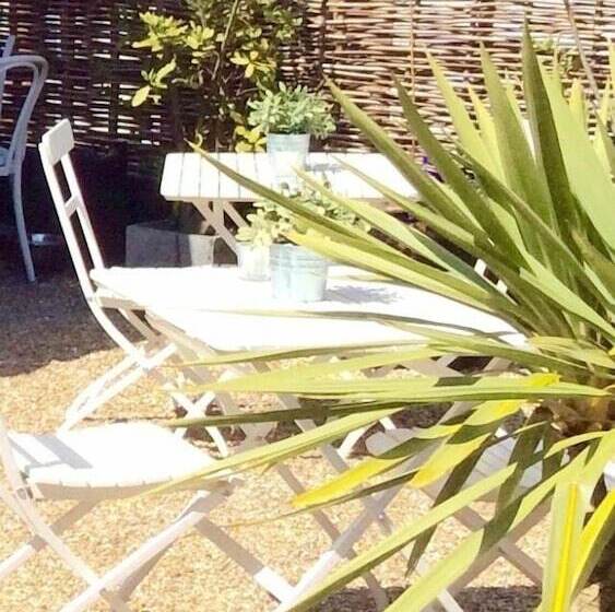 Bed and Breakfast The Beach House