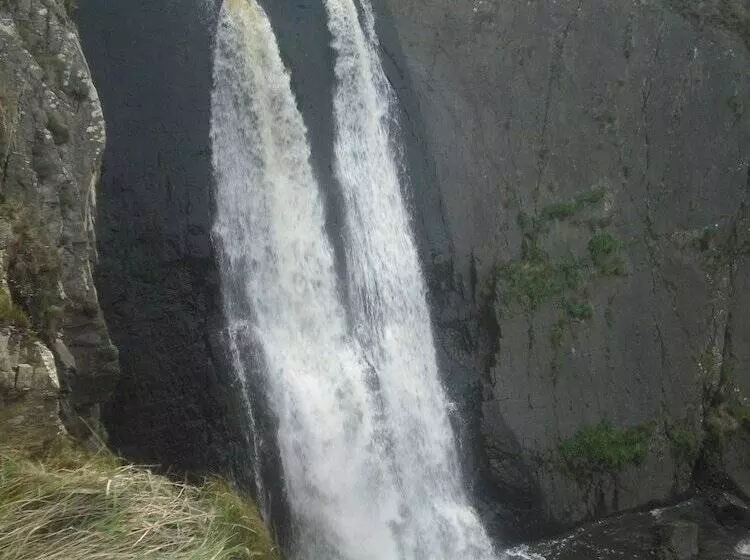 Clouds Bed And Breakfast