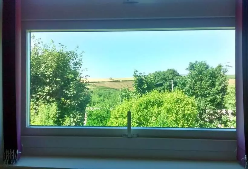 Clouds Bed And Breakfast