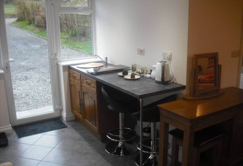 Clouds Bed And Breakfast