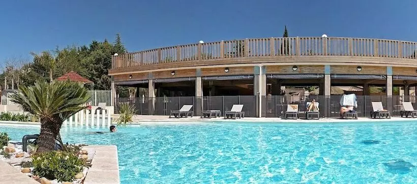 Hotel Camping La Barque