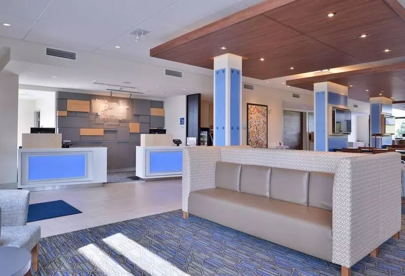 Hotelli Holiday Inn Express & Suites   Olathe West, An Ihg