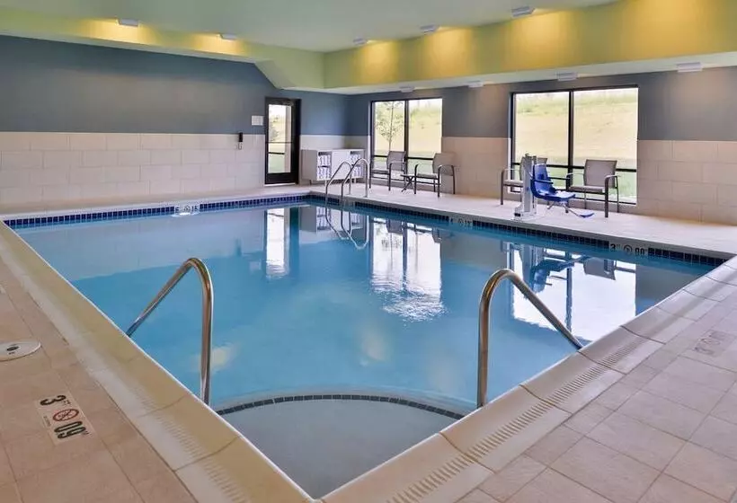 Hotelli Holiday Inn Express & Suites   Olathe West, An Ihg