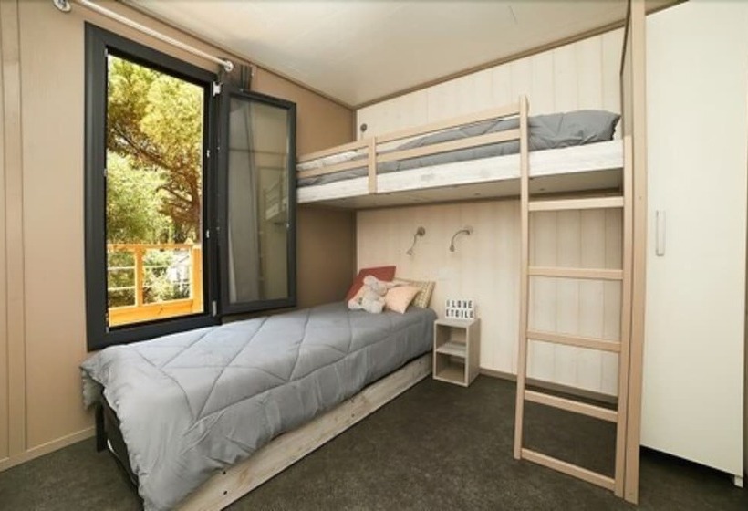 ホテル L Ecolodge L Etoile D Argens