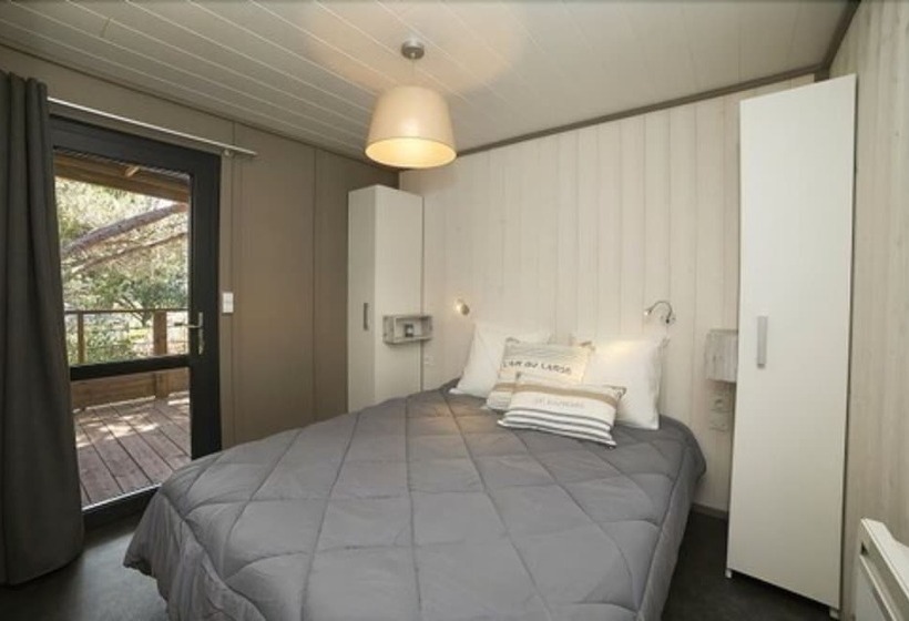 ホテル L Ecolodge L Etoile D Argens