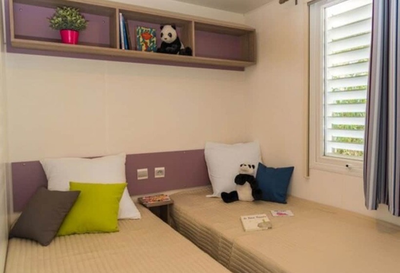 ホテル L Ecolodge L Etoile D Argens