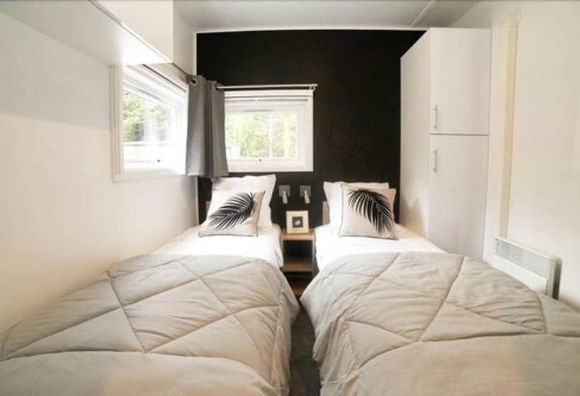 ホテル L Ecolodge L Etoile D Argens