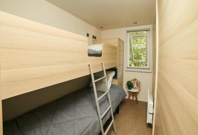 ホテル L Ecolodge L Etoile D Argens