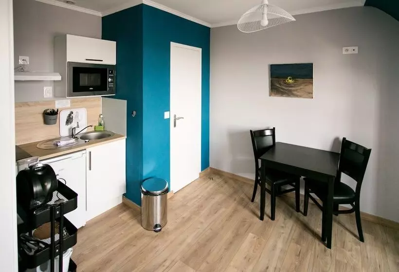 Hotelli Le Cotentin Appart Hôtels & Restaurant Le Cot