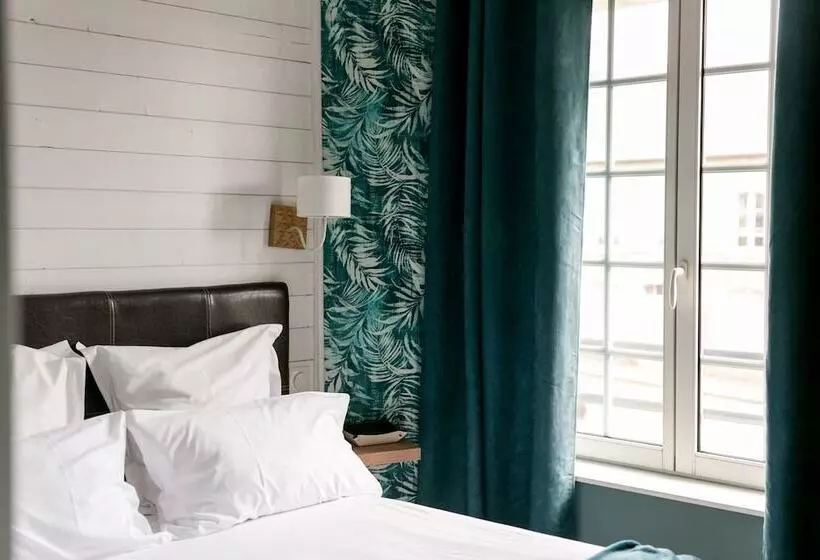 Hotelli Le Cotentin Appart Hôtels & Restaurant Le Cot