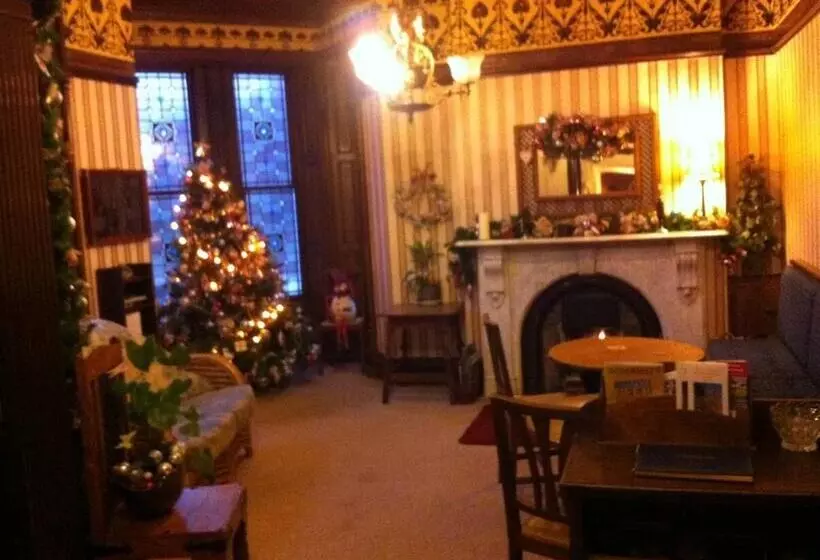 Hotelli Low Wood Hall