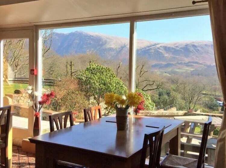 ホテル Low Wood Hall