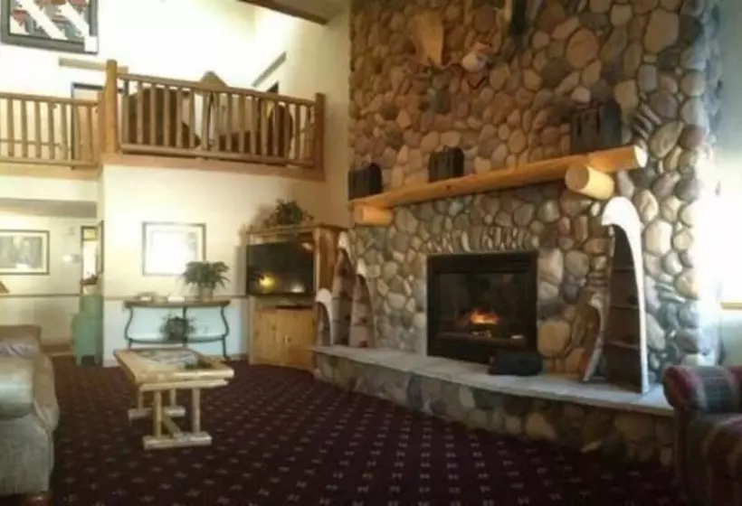 Hotelli Oveson Pelican Lake Resort And Inn