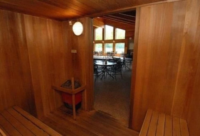 酒店 Oveson Pelican Lake Resort And Inn