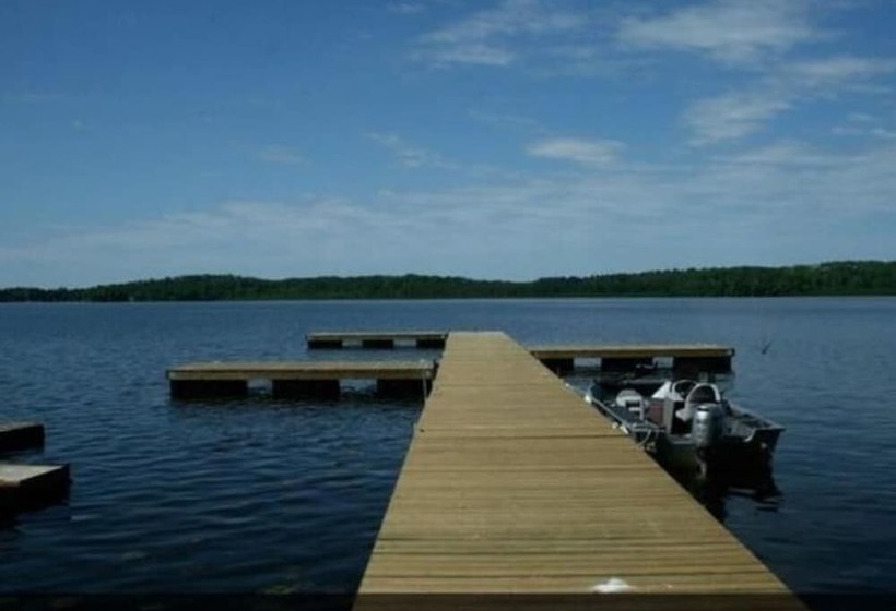 酒店 Oveson Pelican Lake Resort And Inn