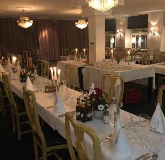 هتل Vardshuset Hwitan