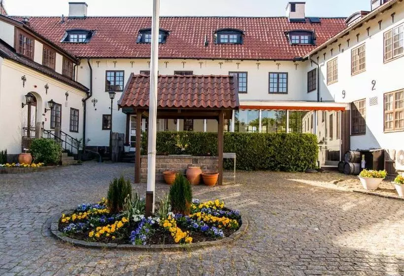 Hotelli Vardshuset Hwitan