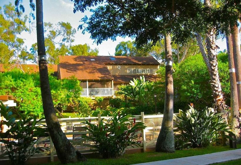 Molokai Vacation Properties – Paniolo Hale